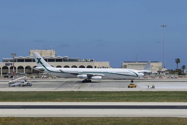 Peut-on trouver une croisière qui propose des ateliers de fabrication de masques traditionnels en Afrique?