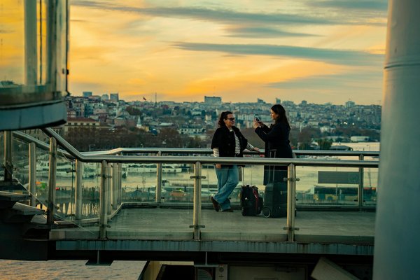 Comment organiser une croisière pour explorer les îles de la mer Égée?